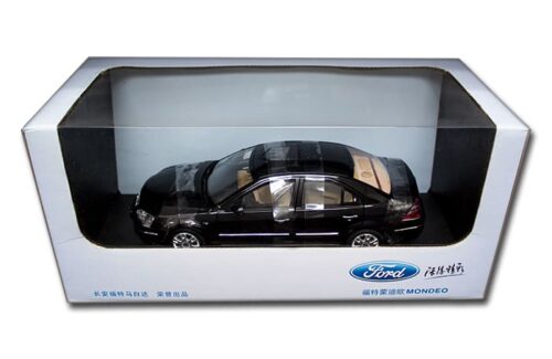 Paudi Model 1:18 2004 Ford Mondeo (Black)