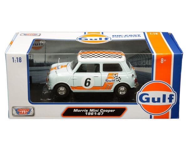 Motormax 1:18 1961-1967 Morris Mini Cooper with GULF Livery (Light blue with orange stripes and checkered roof)