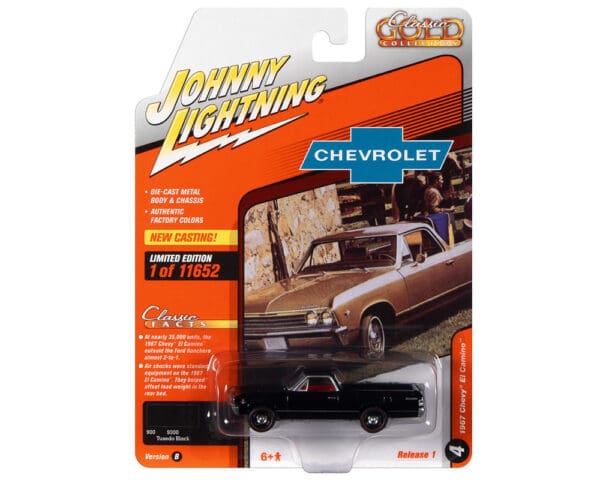 Johnny Lightning 1:64 1967 Chevrolet El Camino (Tuxedo Black) – Classic Gold 2022 Release 1 Version B Limited Edition