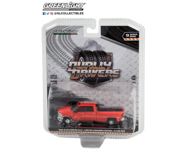 Greenlight 1:64 Dually Drivers Series 9 – 2021 Ram 3500 Dually – Limited Longhorn Edition – Flame Red