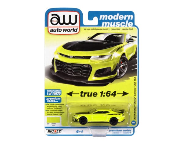 Auto World 1:64 2019 Nickey Chevrolet Camaro ZL1 1LE (Shock Yellow with Flat Black Side Stripes) – Premium 2022 Release 1 Version B – Modern Muscle – Solid Pack