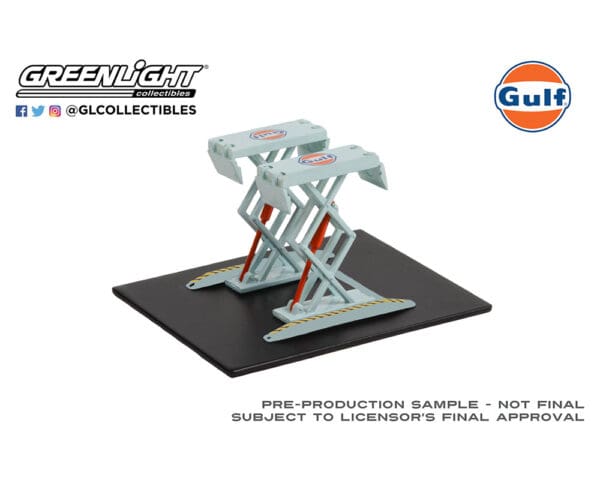 Greenlight 1:64 Double Scissor Lifts Series 1 – Gulf