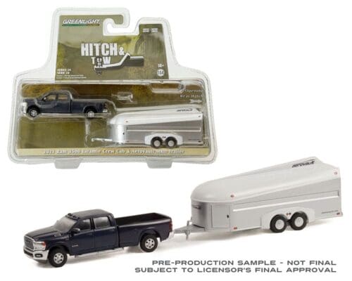 Greenlight 1:64 2021 Ram 3500 Laramie Crew Cab in Maximum Steel Metallic Clear with Aerovault MKII Trailer