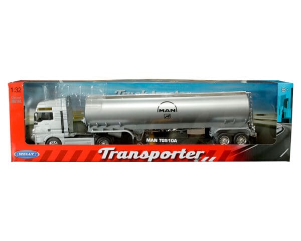 Welly 1:32 MAN TG510A Oil Tanker – Transporter