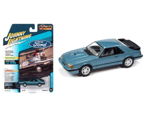 Johnny Lightning 1:64 1986 Ford Mustang SVO (Light Regatta Blue) – Classic Gold 2022 Release 2 Version A