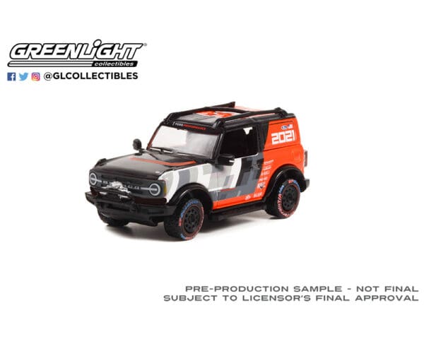 Greenlight 1:64 2021 Ford Bronco BFGoodrich Baja 1000 Ford Prototype Tribute (Black & Red Two-Tone) Hobby Exclusive