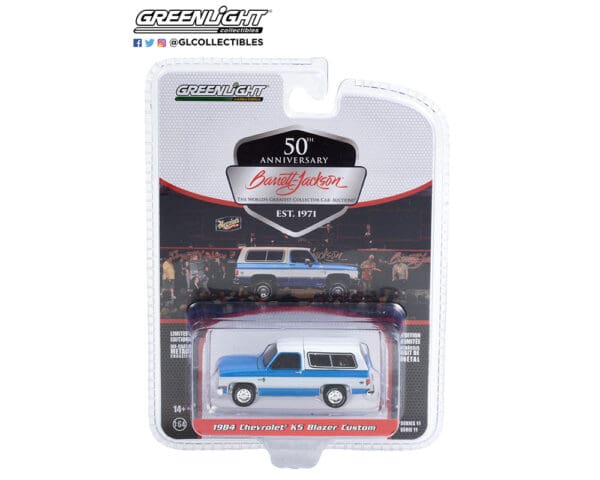 Greenlight 1:64 Barrett-Jackson Series 11-1984 Chevrolet K5 Blazer Custom (Lot #534) (Blue and White) Solid Pack