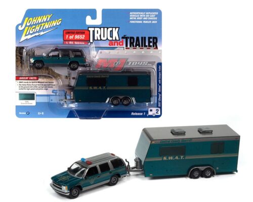 Johnny Lightning 1:64 1997 Chevrolet  Tahoe with Camper Trailer (Emerald Green) S.W.A.T. – Truck and Trailer Release 1 Version B