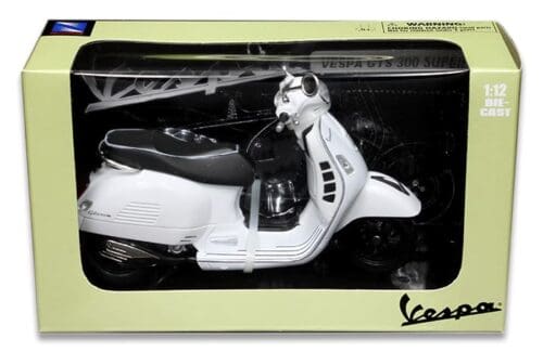 New Ray 1:12 Vespa GT 300 Super – Motorcycles